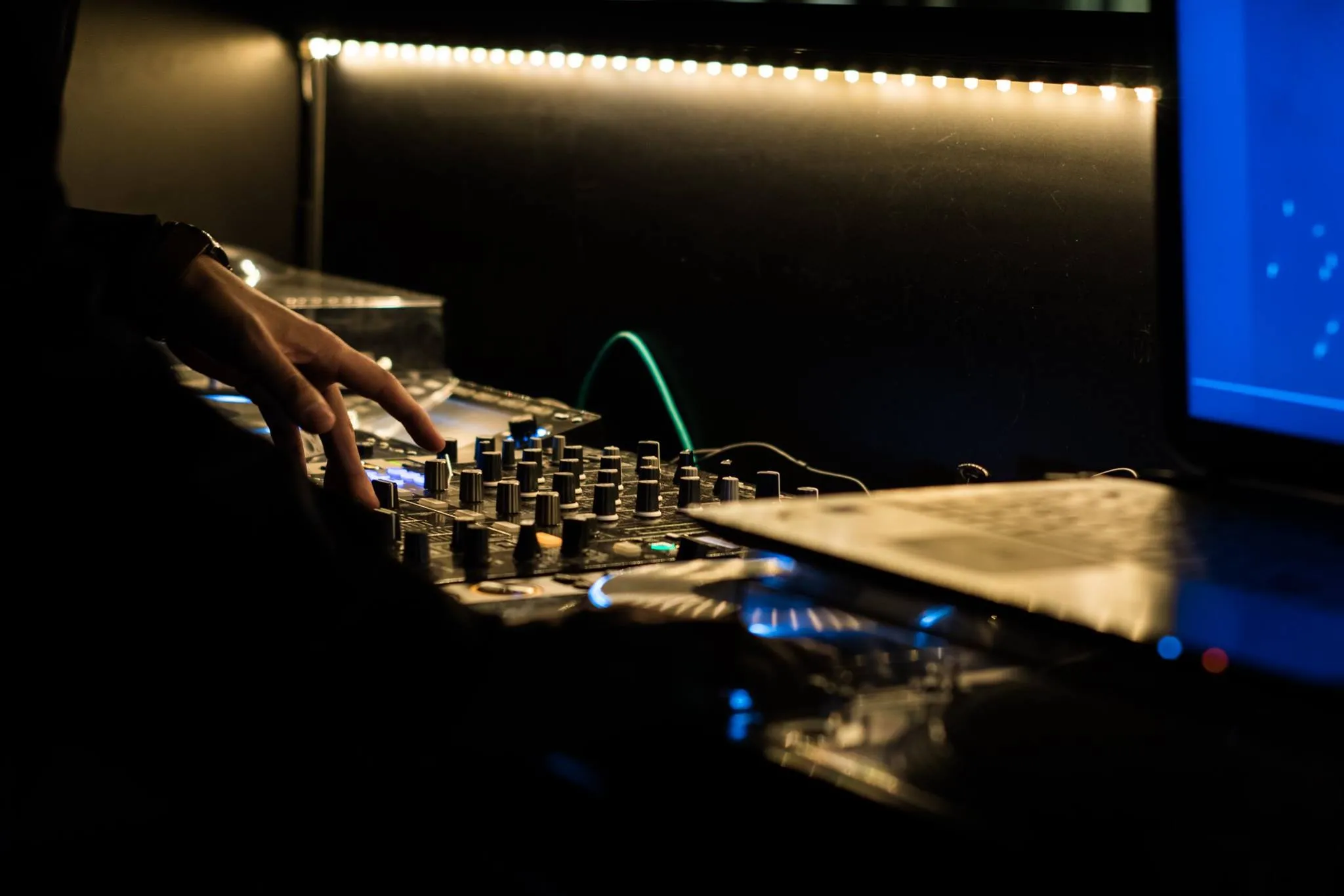 13048260_977771922318136_3913935331646658411_o