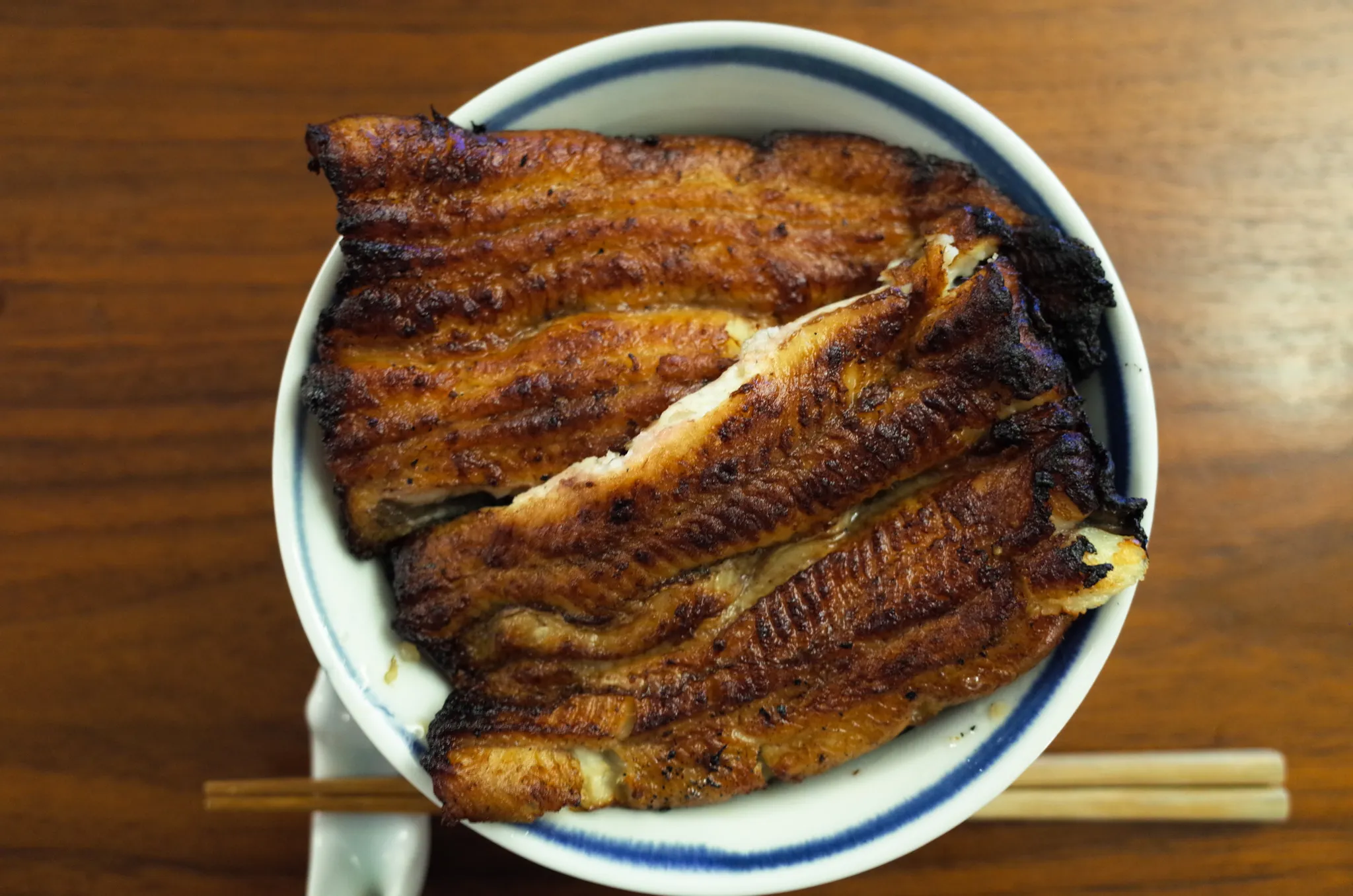 大きいのしかお店に残ってなくて、お家の茶碗にのらない