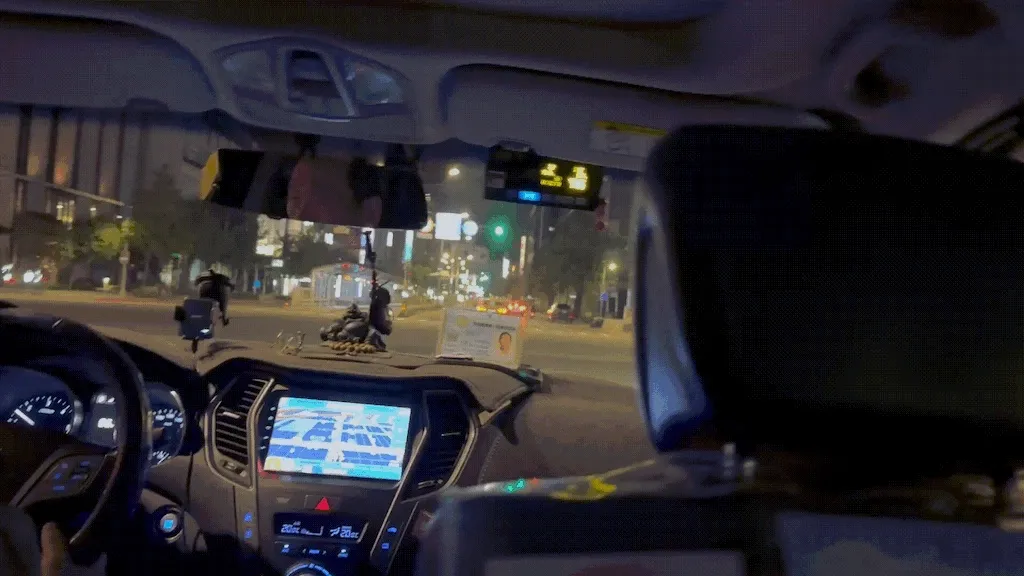 taiwan_taxi.gif
